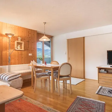 Foersterhaus Dachgeschoss * 에그
