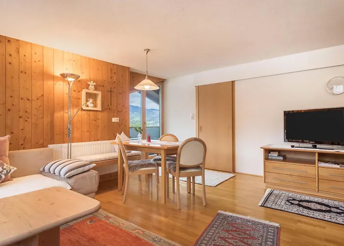 Foersterhaus Dachgeschoss * Egg